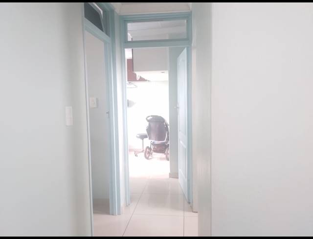 2 BEDROOM FLAT FOR SALE IN WINDERMERE